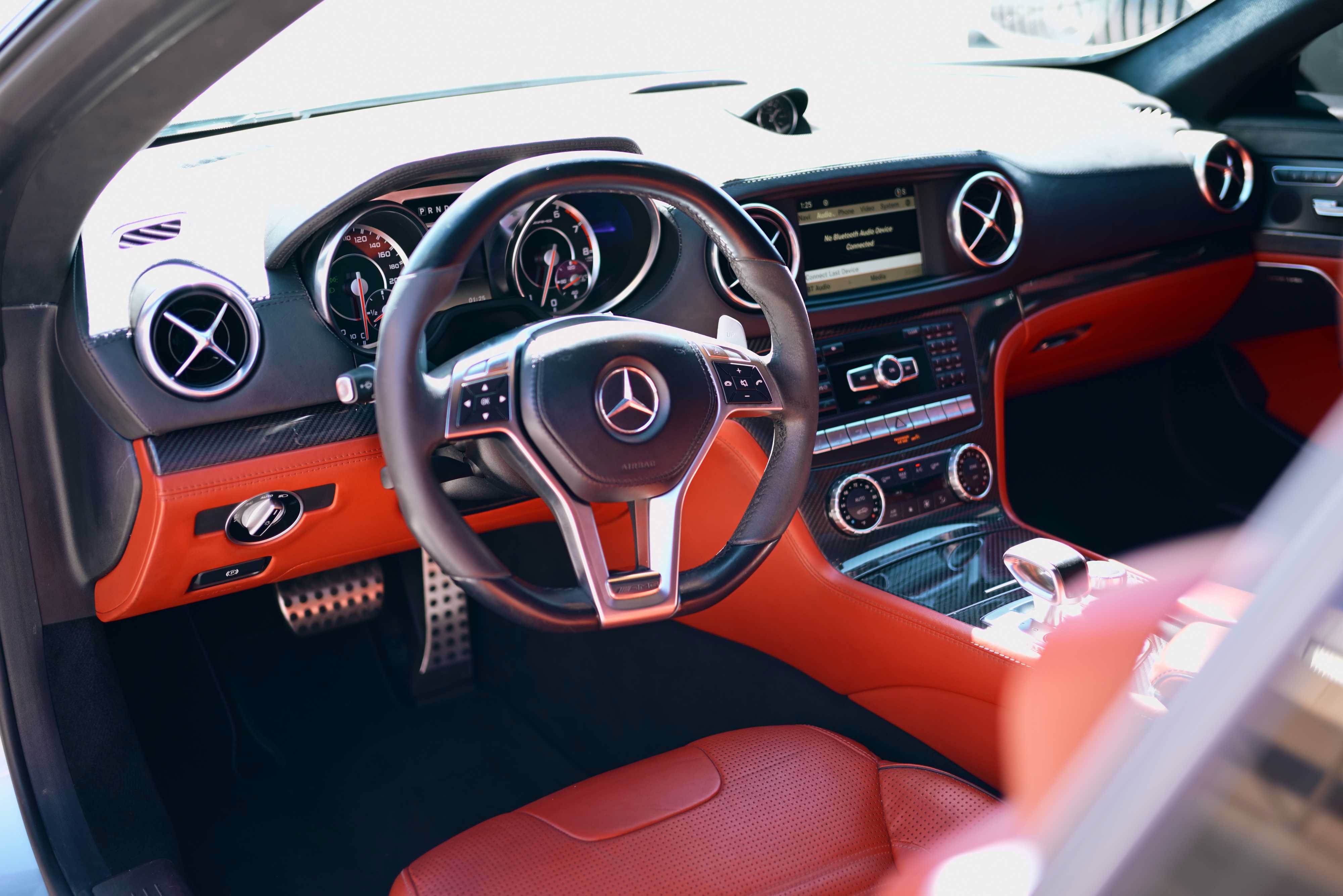 Used 2013 Mercedes-Benz SL 63 AMG image 9