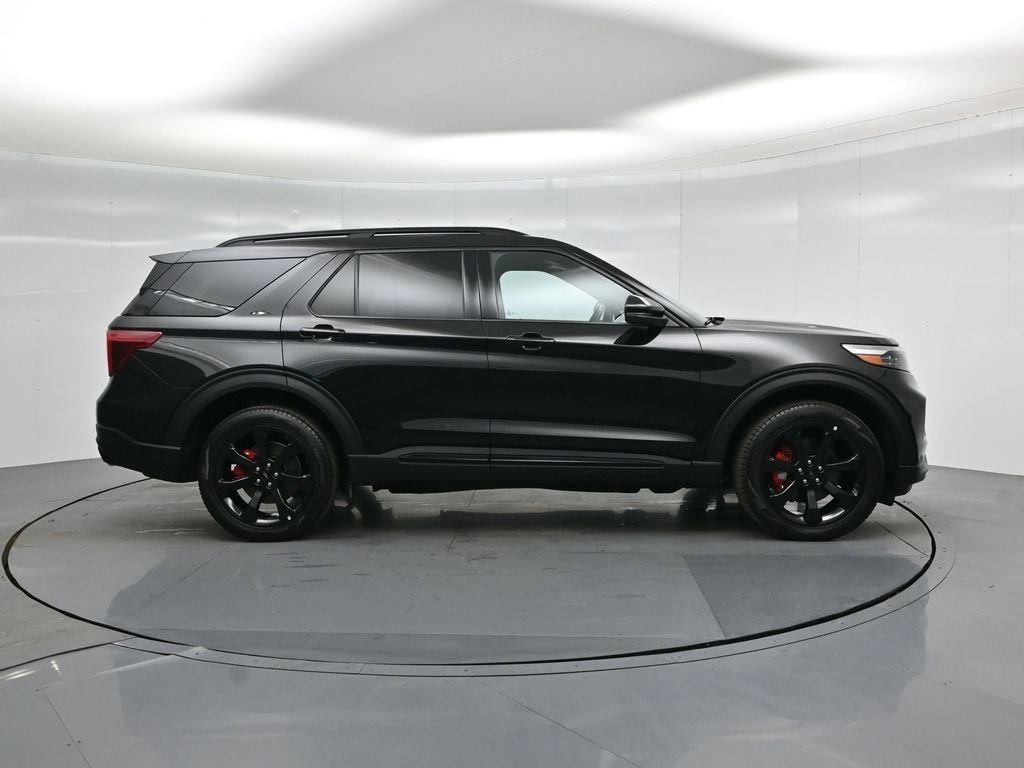 Certified 2023 Ford Explorer ST w/ Equipment Group 401A image 31