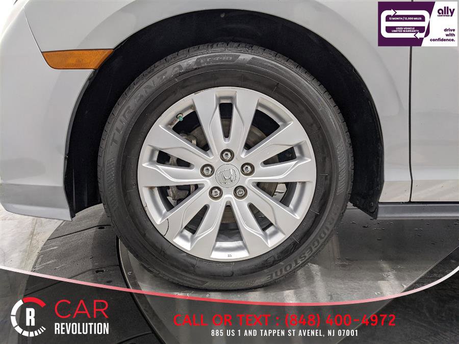 Used 2018 Honda Odyssey LX image 11