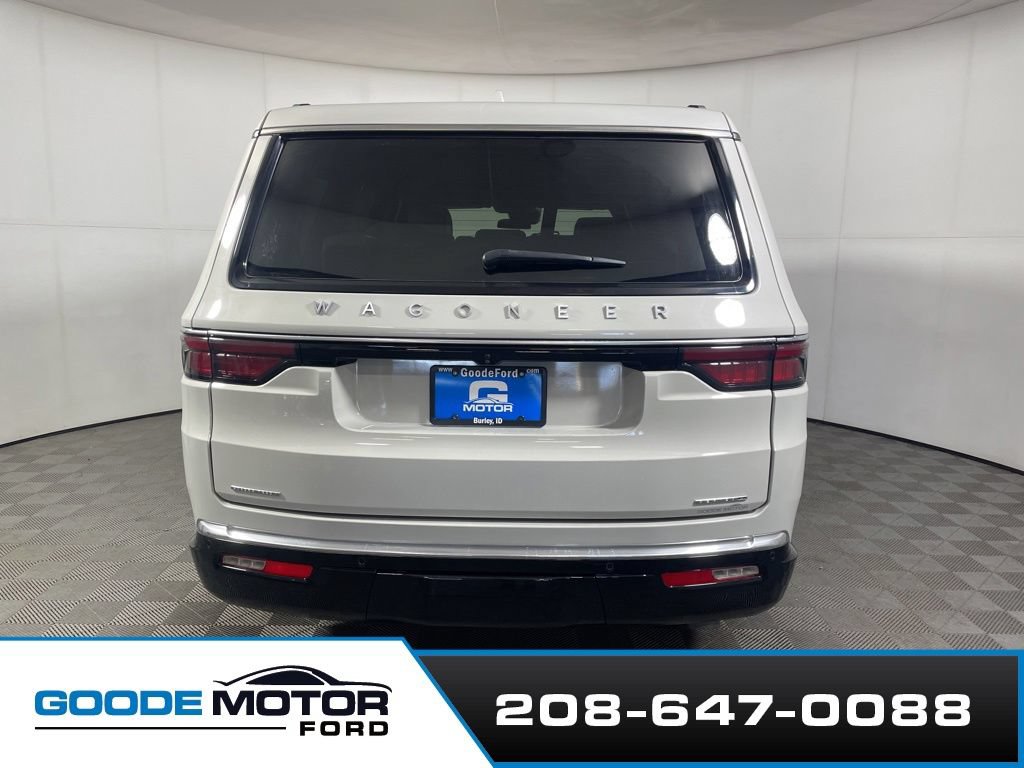 Used 2022 Jeep Wagoneer Series II AWD/4WD image 6