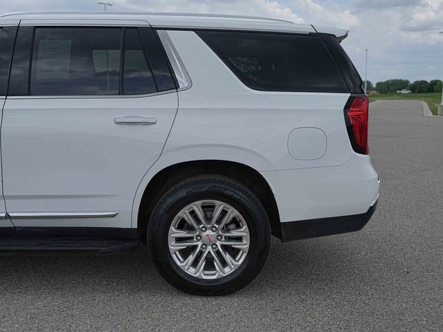 Used 2024 GMC Yukon SLT AWD/4WD image 12