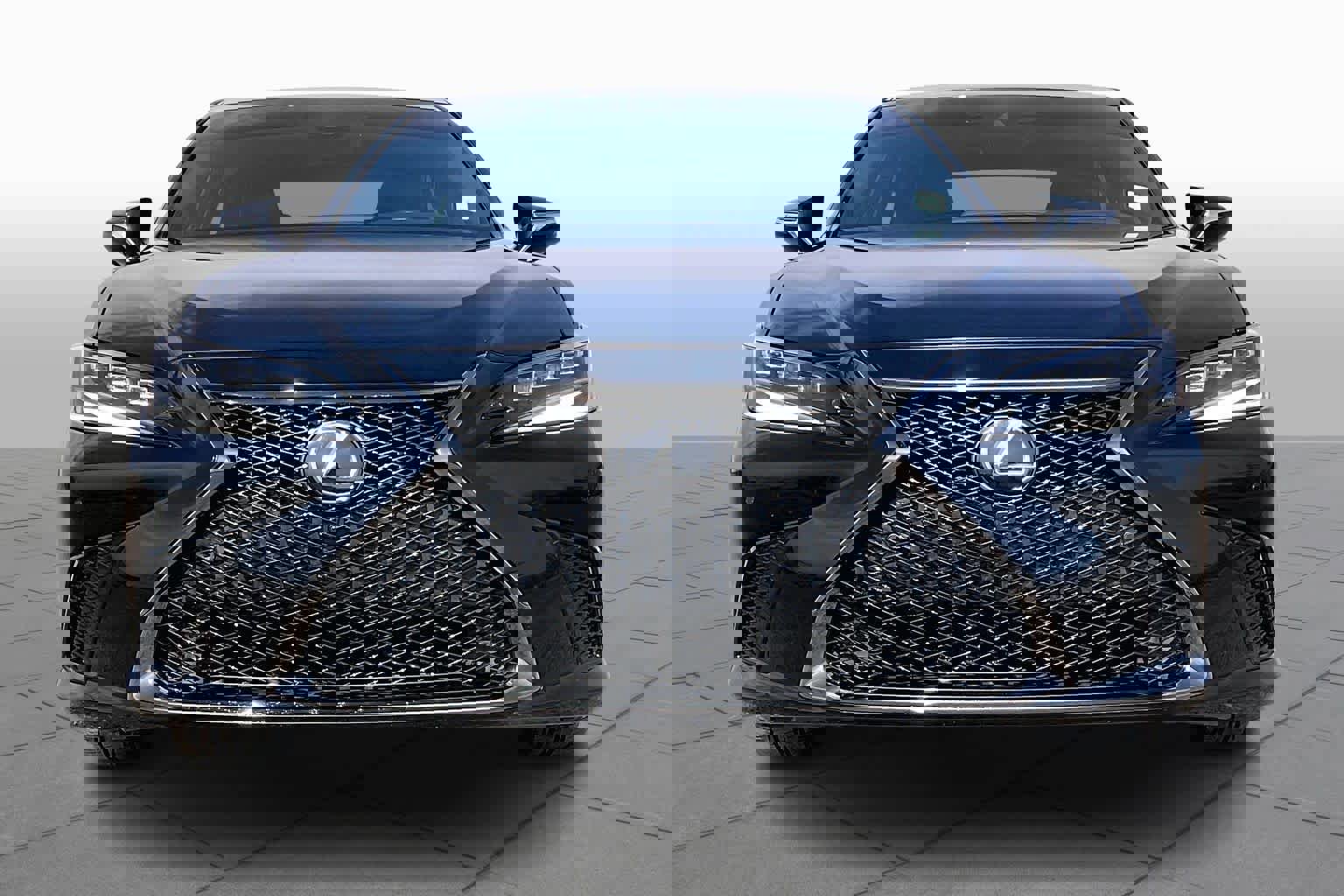 Used 2023 Lexus ES 350 F Sport w/ Accessory Package (Z2) image 4