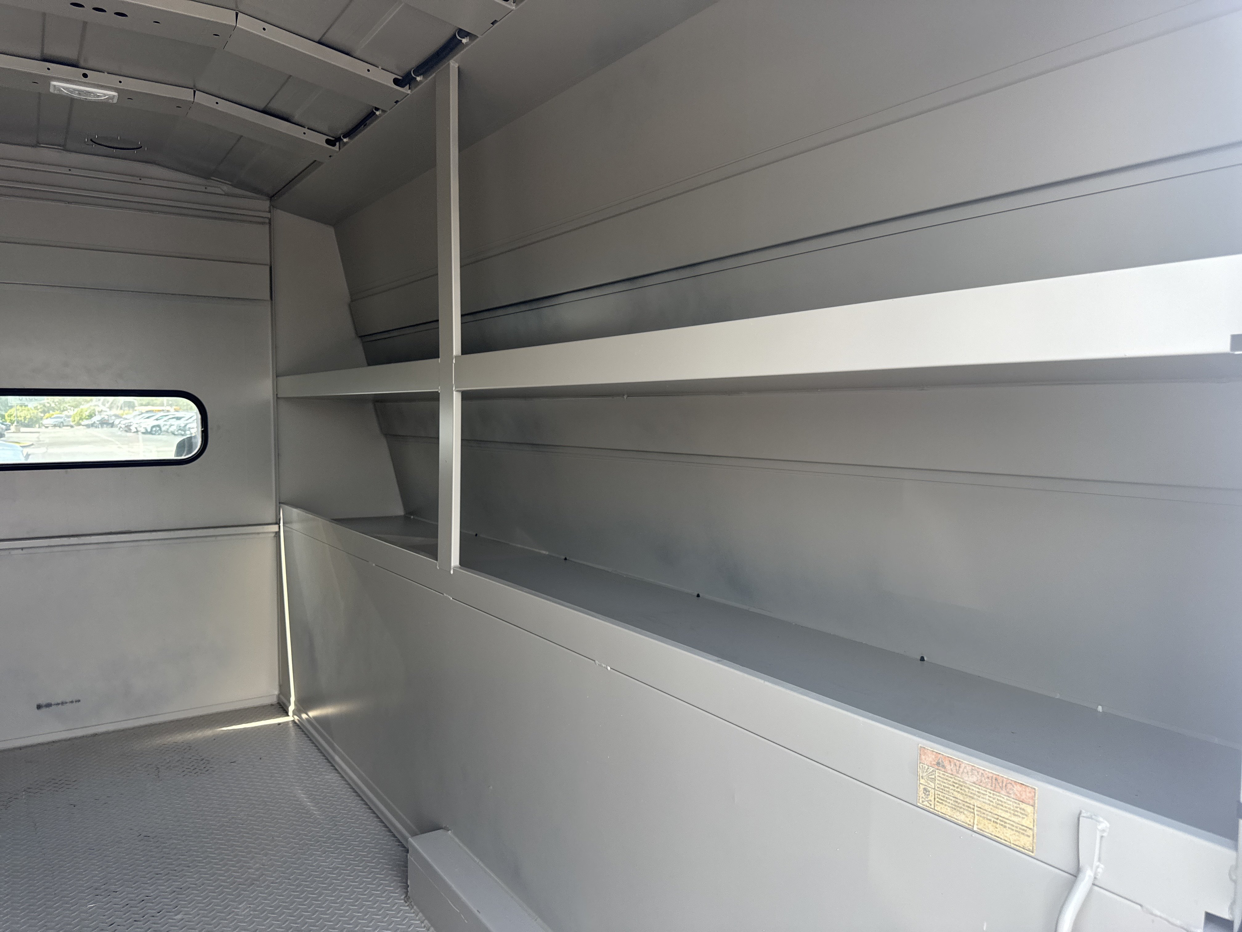 Used 2024 Chevrolet Low Cab Forward RWD image 10