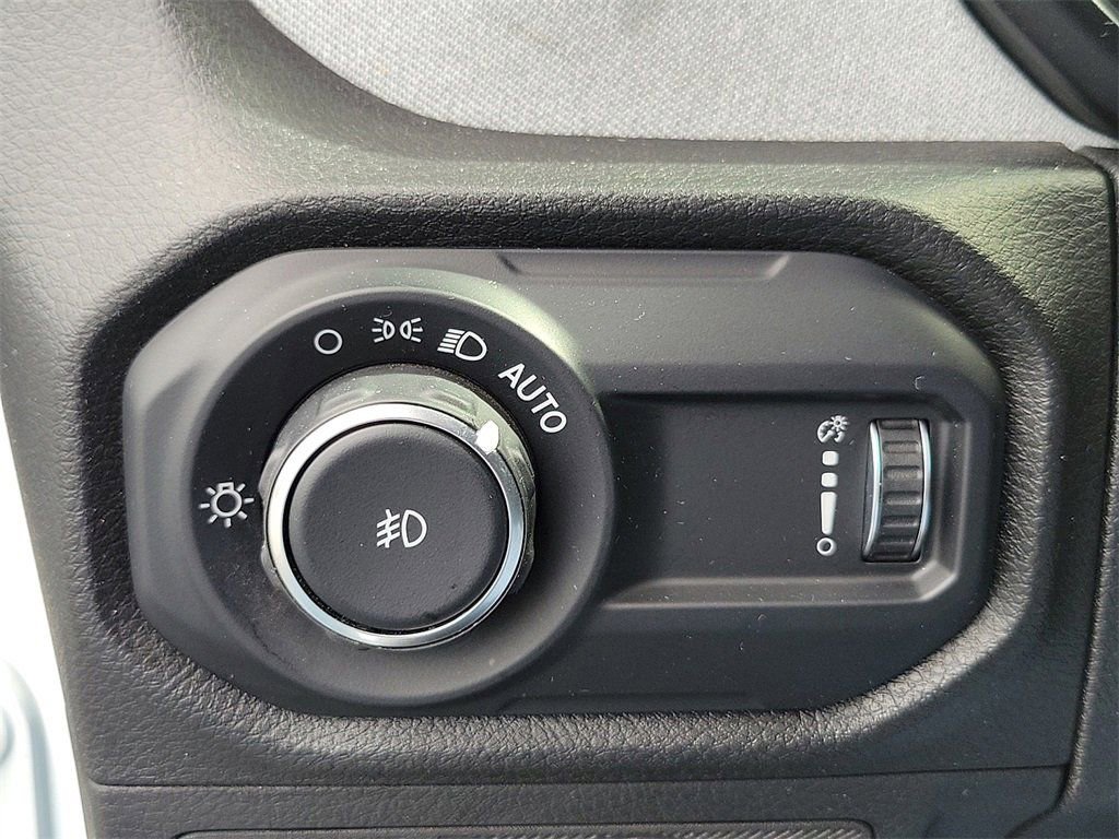 Used 2024 Jeep Wrangler Sport S image 15