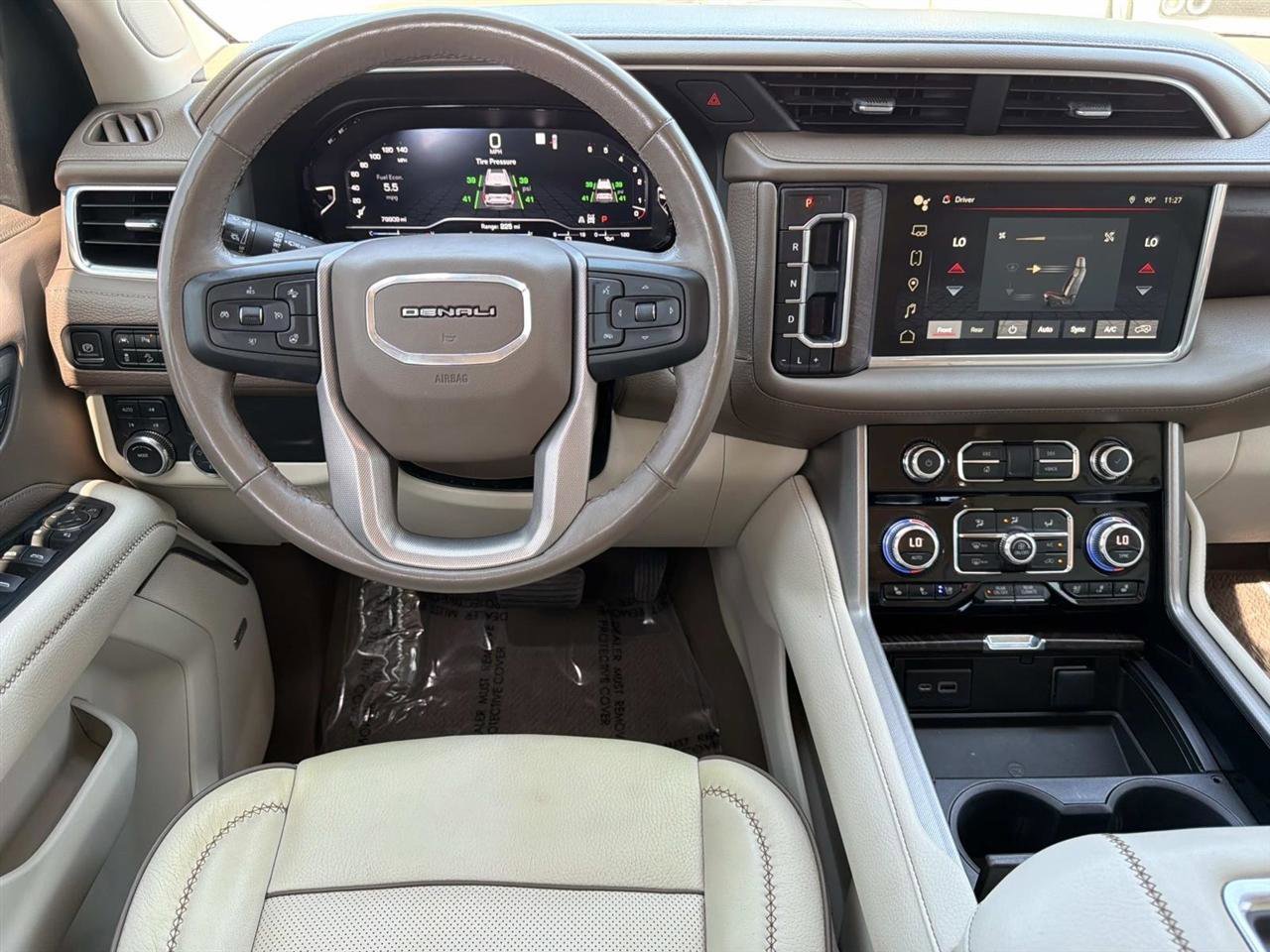 Used 2022 GMC Yukon Denali AWD/4WD image 19