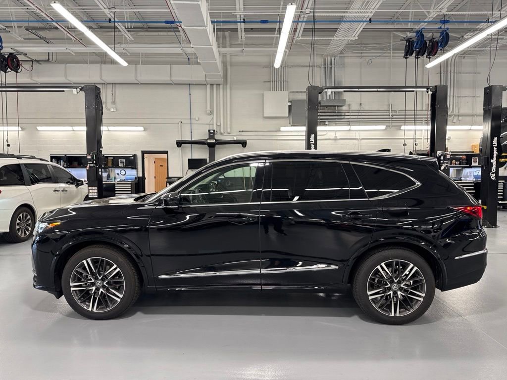 Used 2026 Acura MDX SH-AWD w/ Advance Package image 6