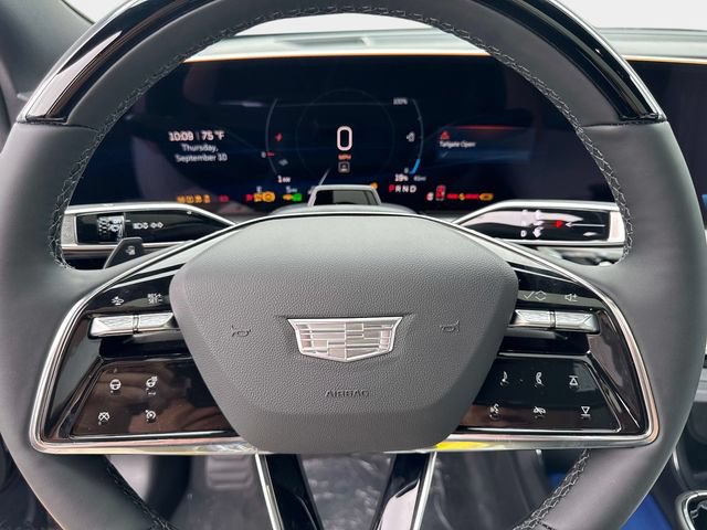 New 2027 Cadillac Lyriq Luxury w/ LPO, Floor Liner Package AWD/4WD image 26