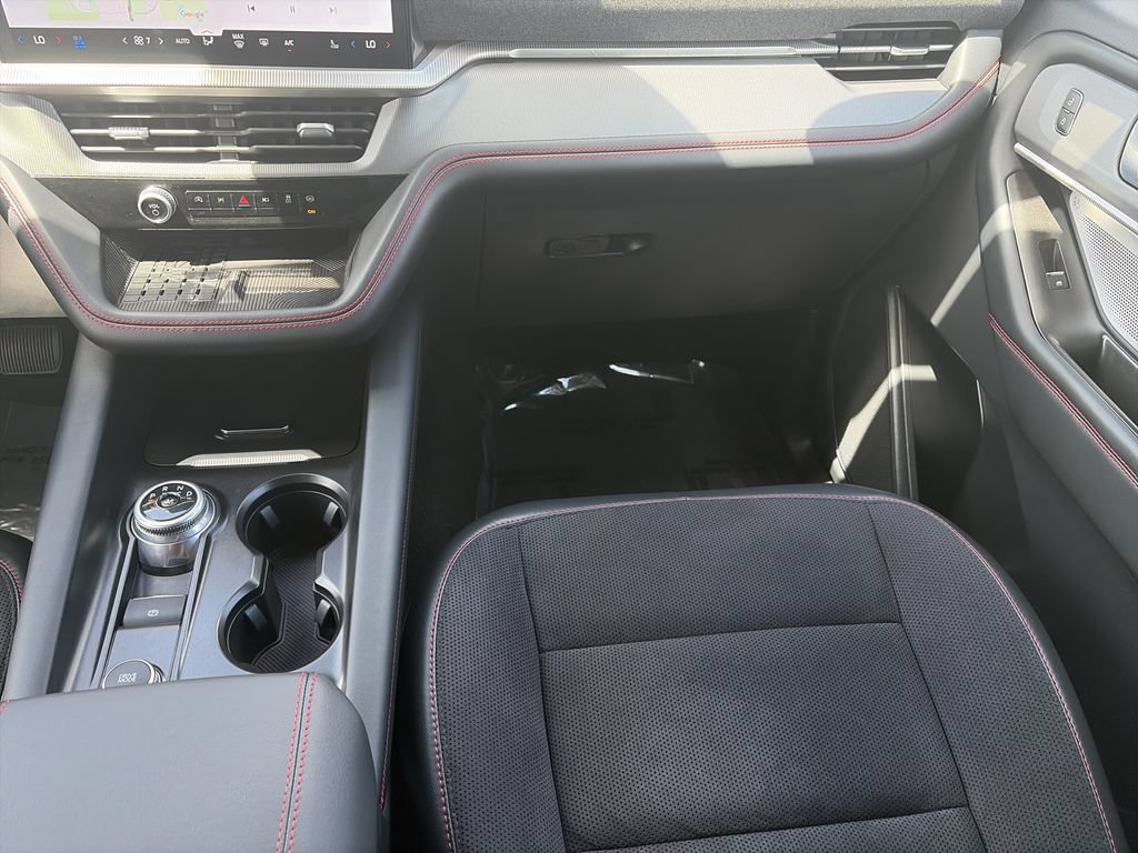 Used 2025 Ford Explorer ST RWD image 16