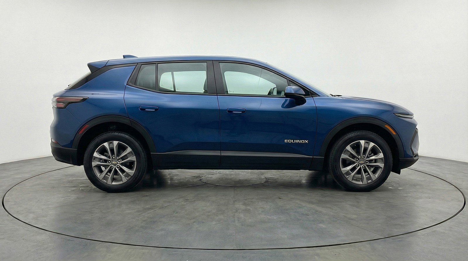 Used 2025 Chevrolet Equinox LT image 11