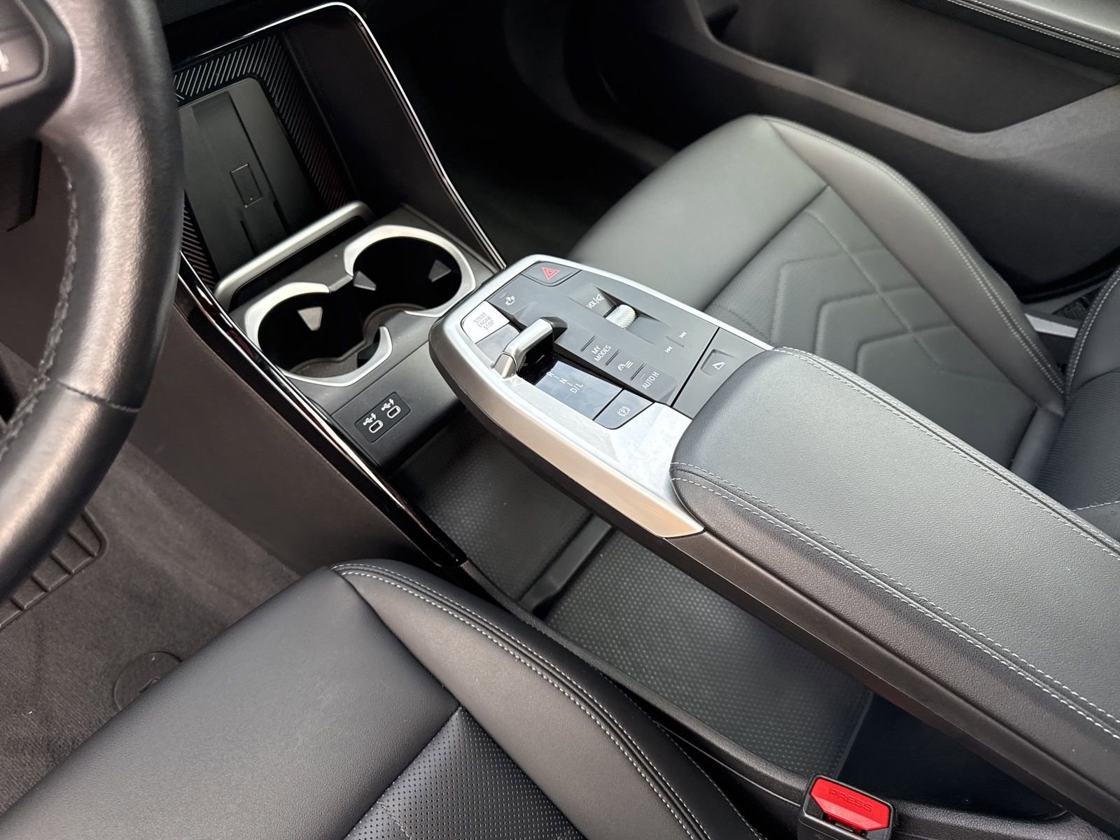 Used 2024 BMW X1 xDrive28i AWD/4WD image 14