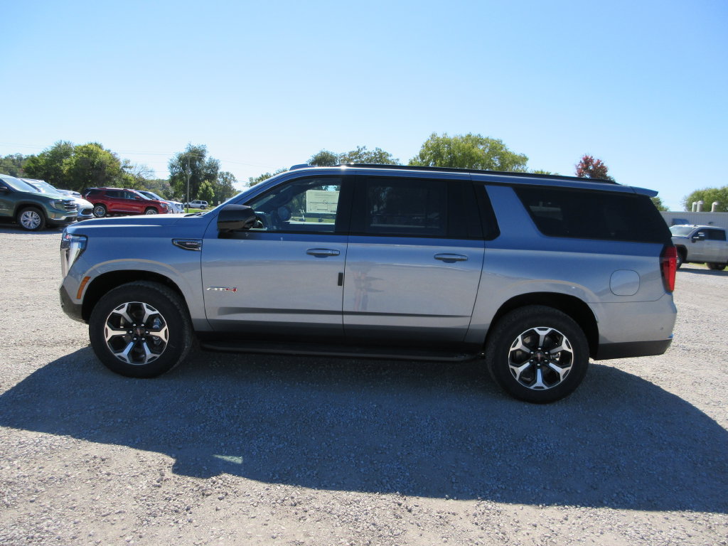 New 2027 GMC Yukon XL AT4 w/ Technology Package AWD/4WD image 6