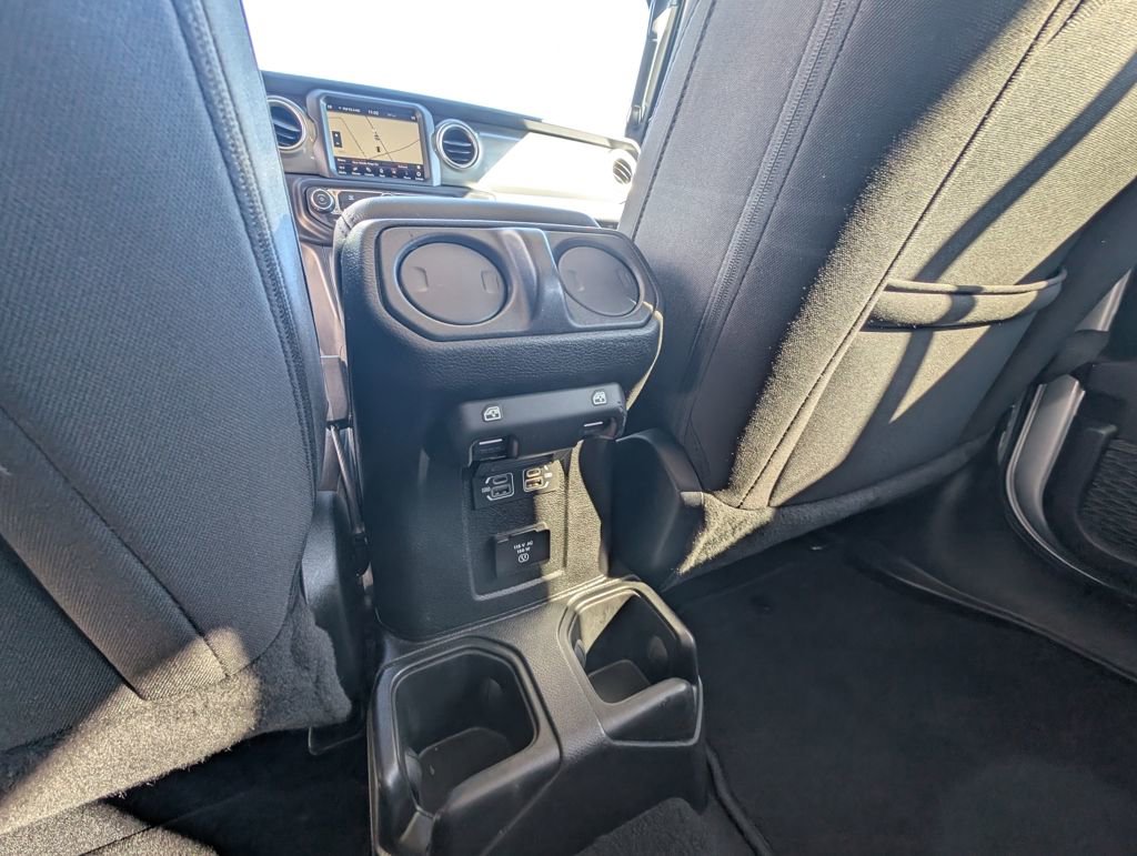 Used 2023 Jeep Wrangler Sahara image 39