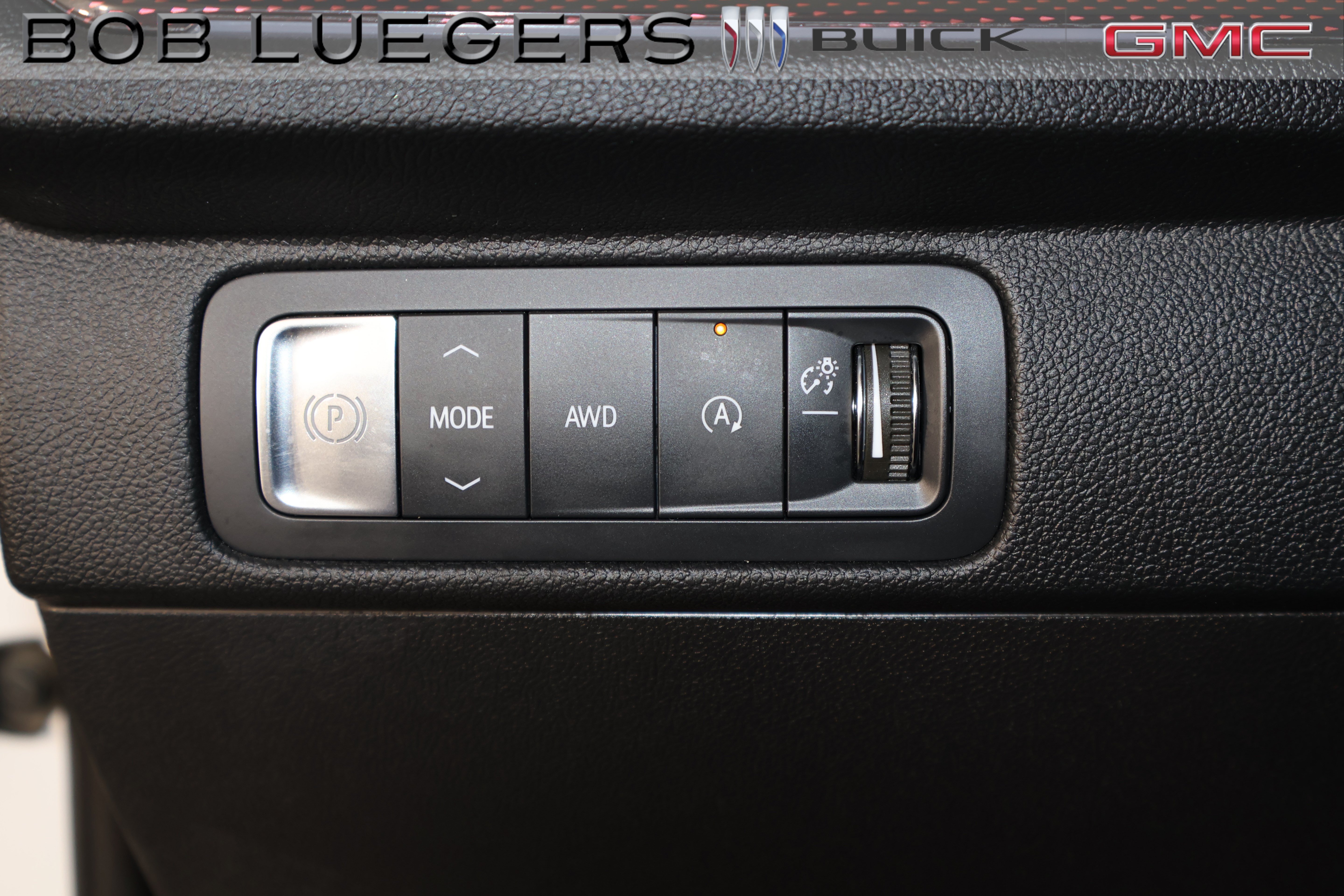 Certified 2024 Chevrolet Traverse RS AWD/4WD image 26