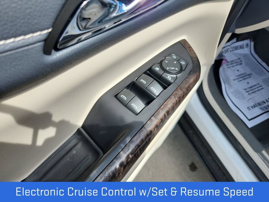 Certified 2022 GMC Acadia Denali w/ Denali Technology Package AWD/4WD image 16