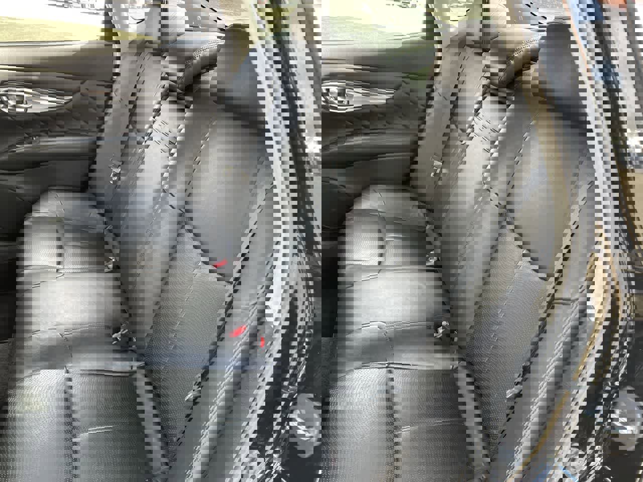 Used 2012 INFINITI M37 x w/ Premium Pkg image 18