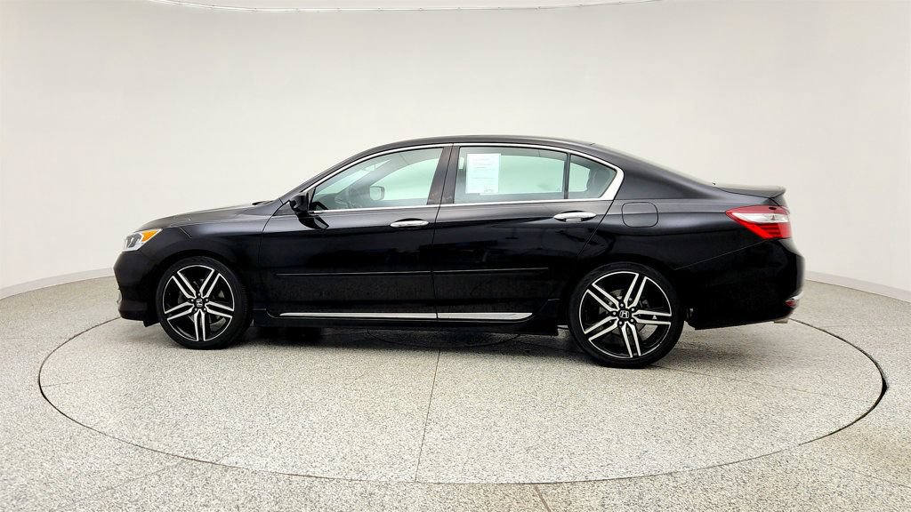 Used 2016 Honda Accord Sport image 8