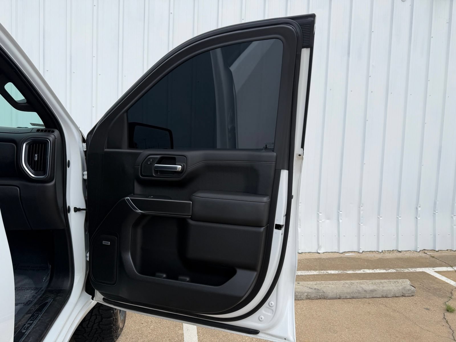 Used 2020 GMC Sierra 1500 AT4 w/ AT4 Premium Package AWD/4WD image 23