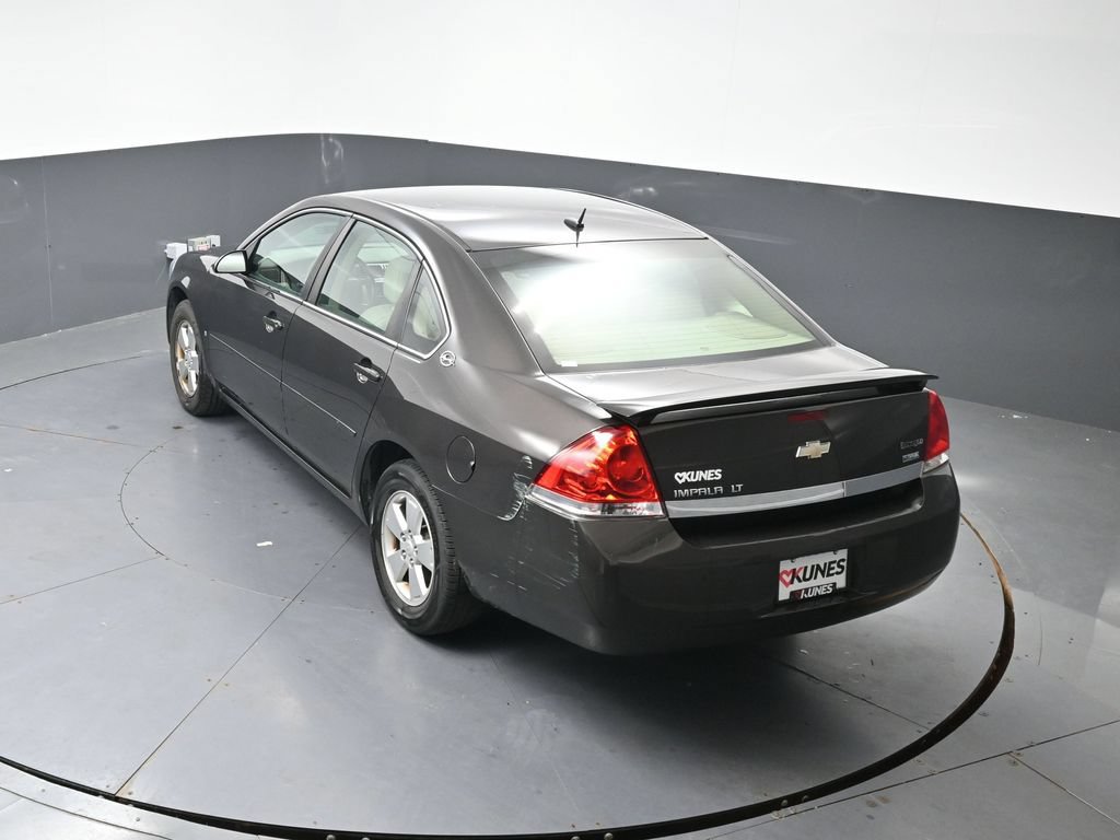 Used 2008 Chevrolet Impala LT w/ Luxury Edition Package FWD image 44