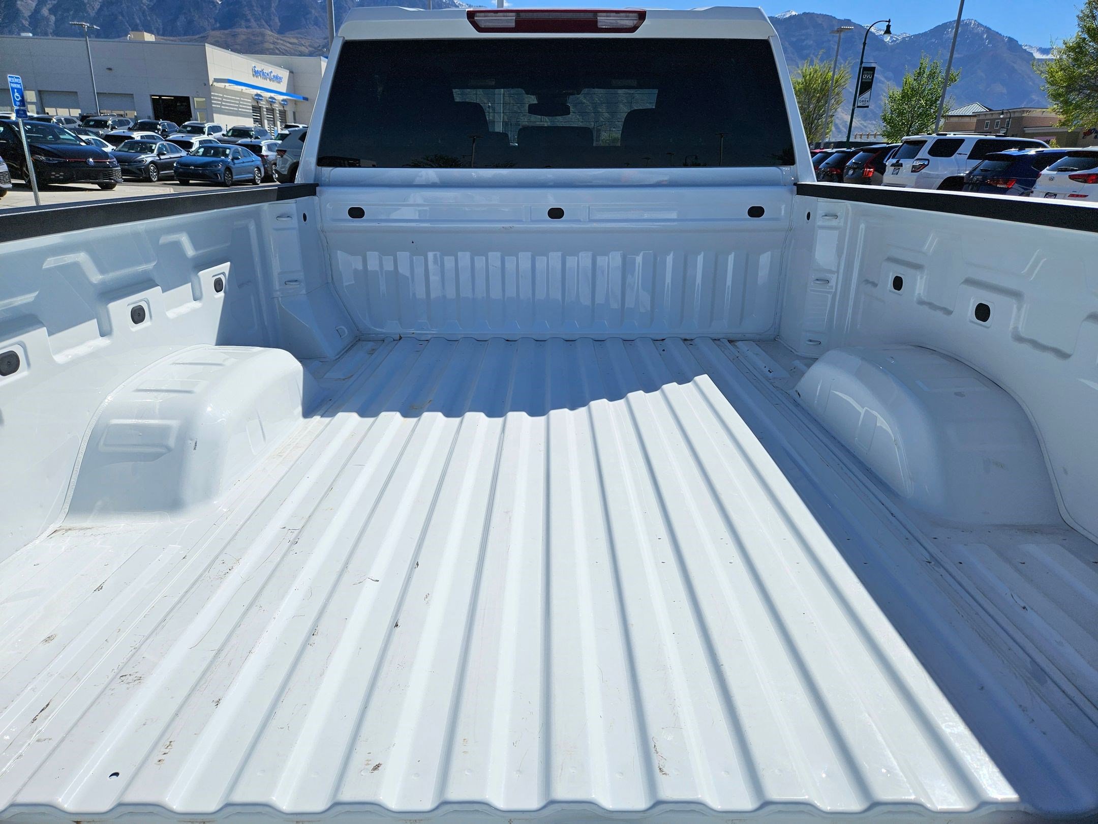 Used 2024 Chevrolet Silverado 3500 LT w/ Convenience Package image 32