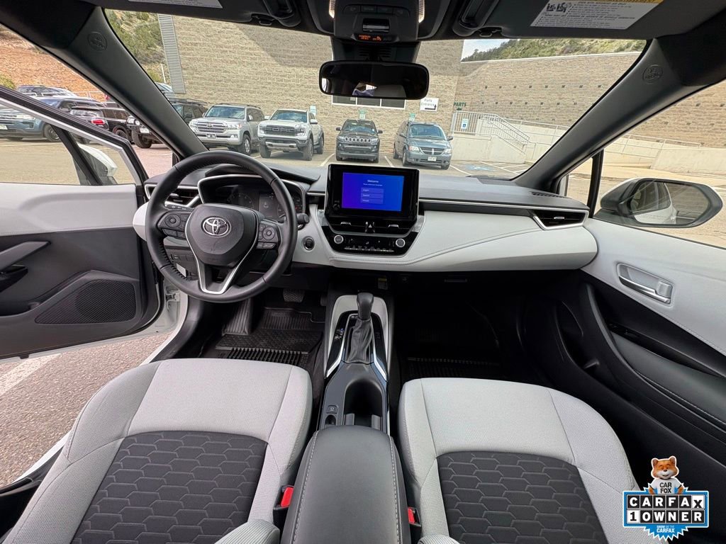 Certified 2025 Toyota Corolla SE w/ SE Package image 4