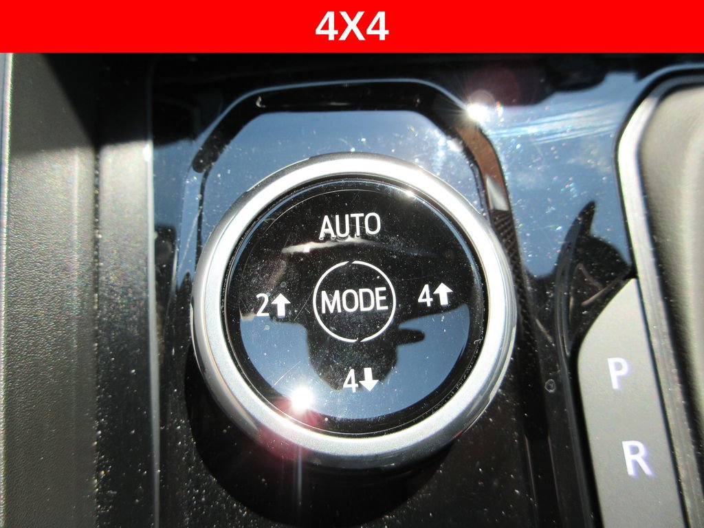 Certified 2023 Chevrolet Colorado ZR2 w/ ZR2 Convenience Package III AWD/4WD image 33