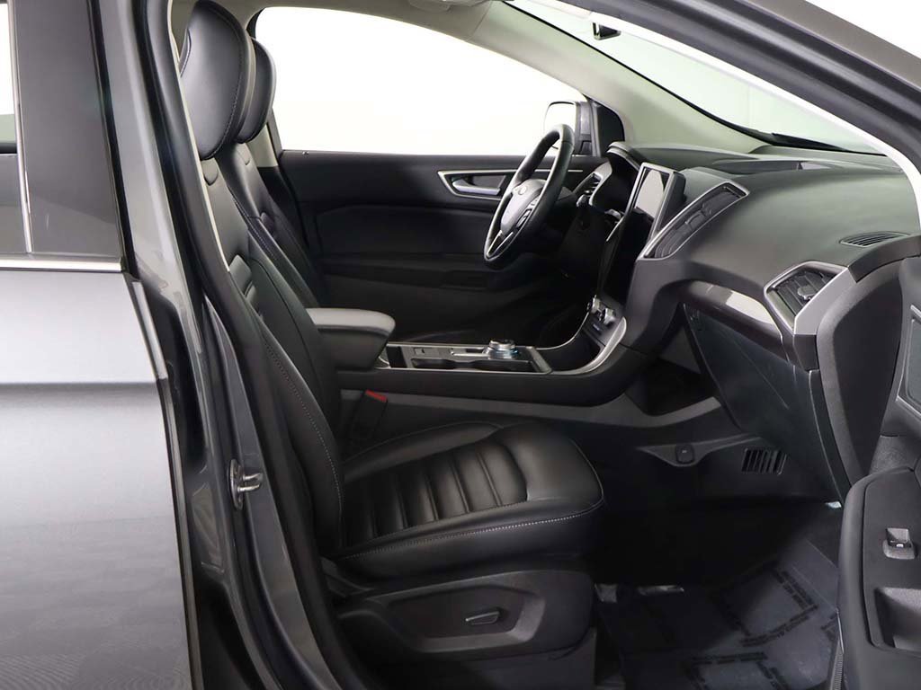 Used 2024 Ford Edge SEL w/ Convenience Package image 24