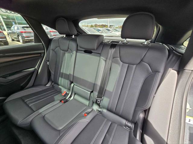 Certified 2023 Audi Q5 2.0T Premium Plus w/ Premium Plus Package AWD/4WD image 17