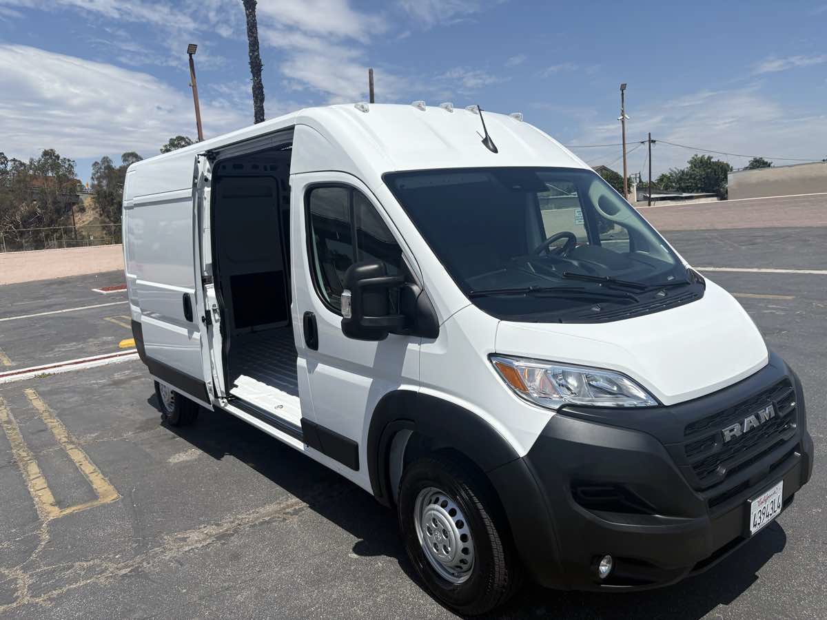 Used 2026 RAM ProMaster 2500 w/ Convenience Group FWD image 43
