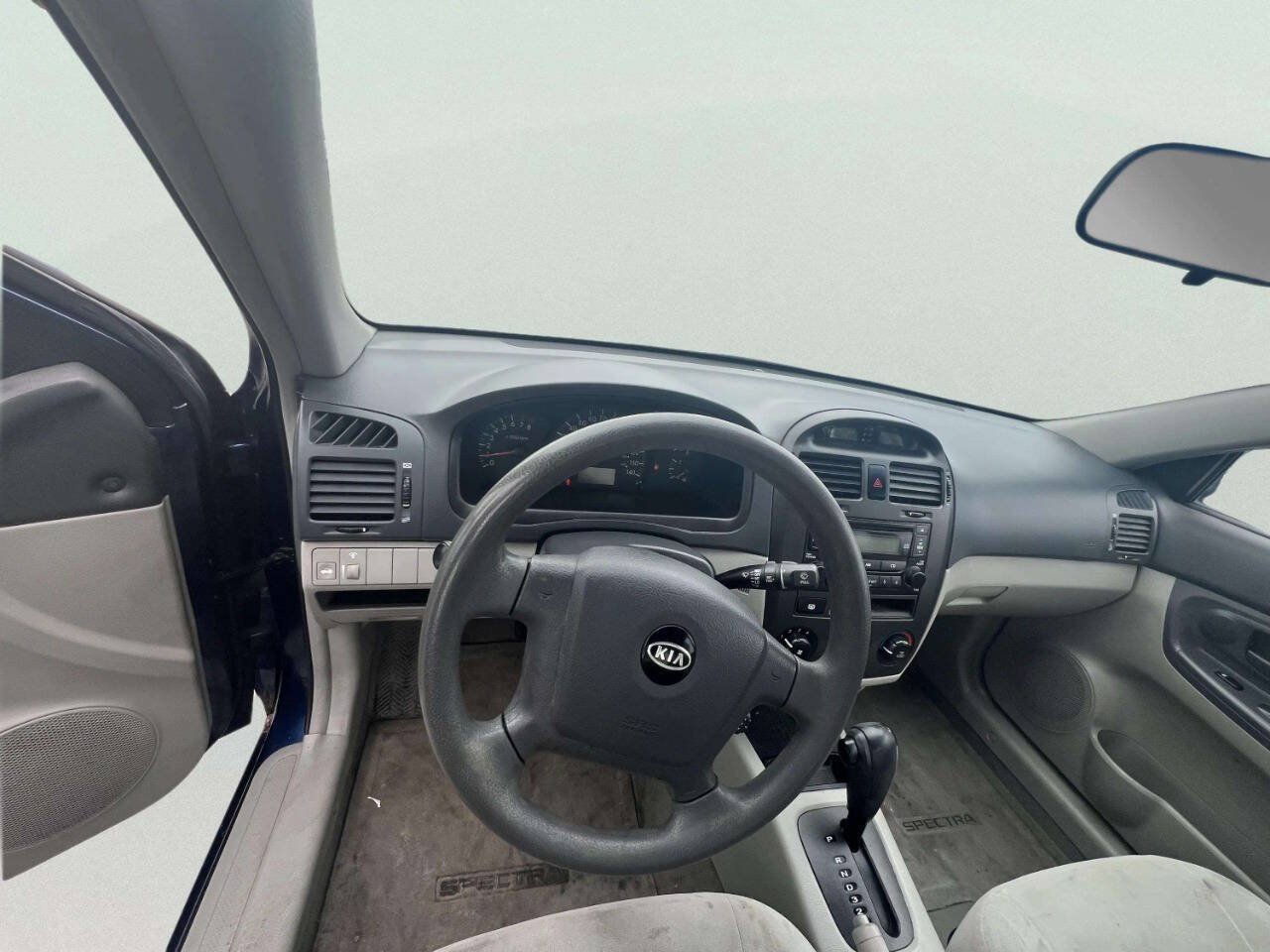 Used 2006 Kia Spectra EX FWD image 17