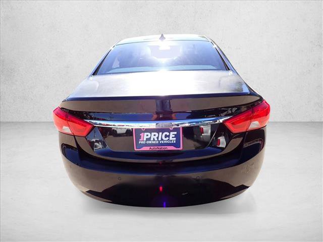 Used 2015 Chevrolet Impala LT w/ Convenience Package image 3
