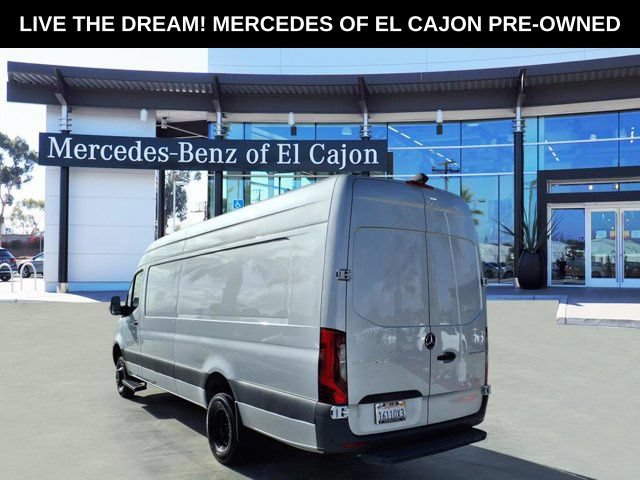 Used 2024 Mercedes-Benz Sprinter 3500 video 3
