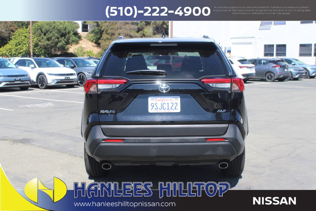 Used 2025 Toyota RAV4 XLE FWD image 8