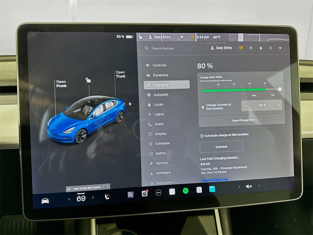 Used 2019 Tesla Model 3 Standard Range Plus image 23