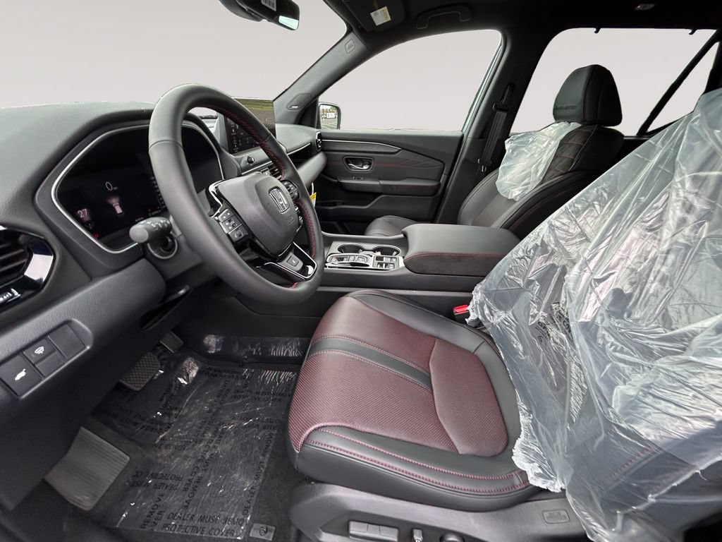 New 2026 Honda Pilot Black Edition image 9