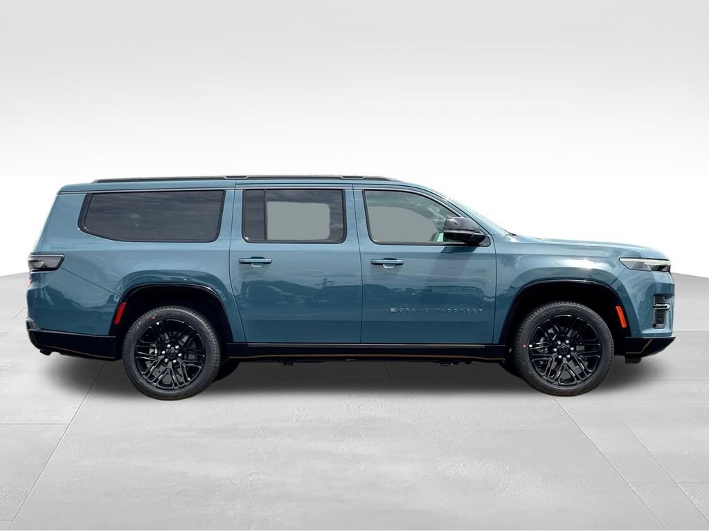 New 2026 Jeep Grand Wagoneer L Limited AWD/4WD image 8