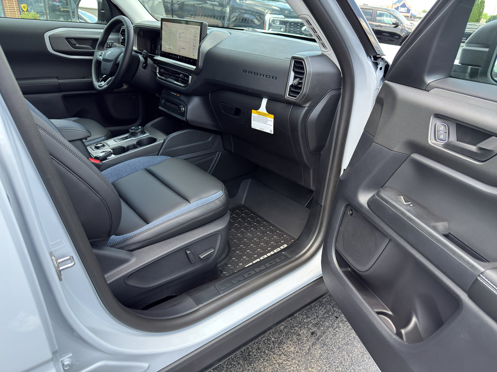 New 2026 Ford Bronco Sport Outer Banks w/ Outer Banks Tech Package+ AWD/4WD image 28