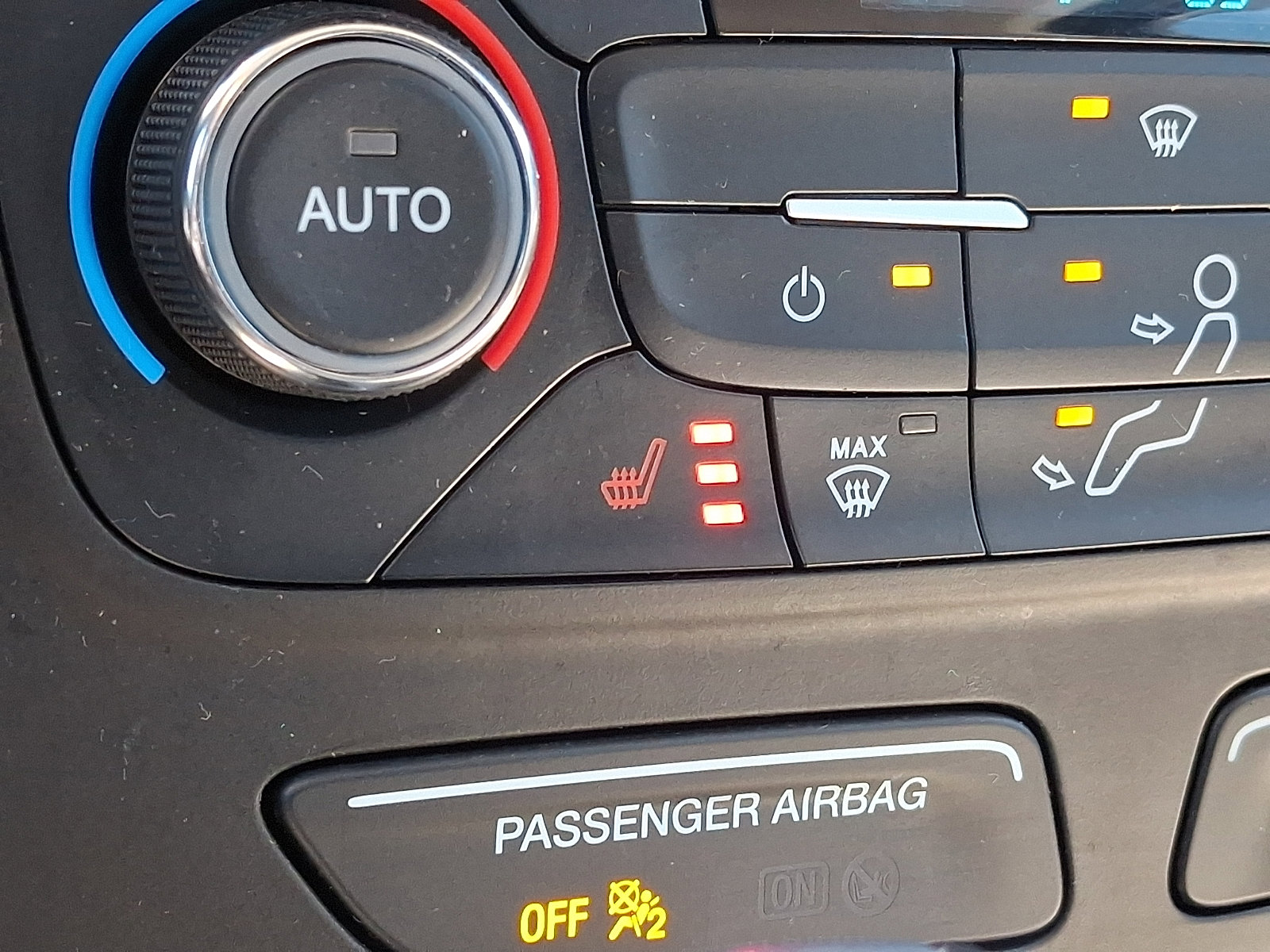 Certified 2017 Ford Escape Titanium image 31