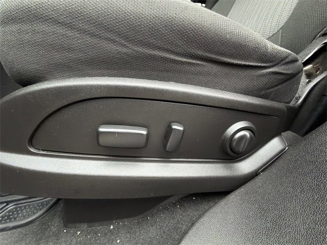 Used 2016 Chevrolet Traverse LT w/ Style and Technology Package image 24