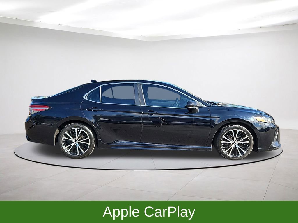 Used 2019 Toyota Camry SE image 8