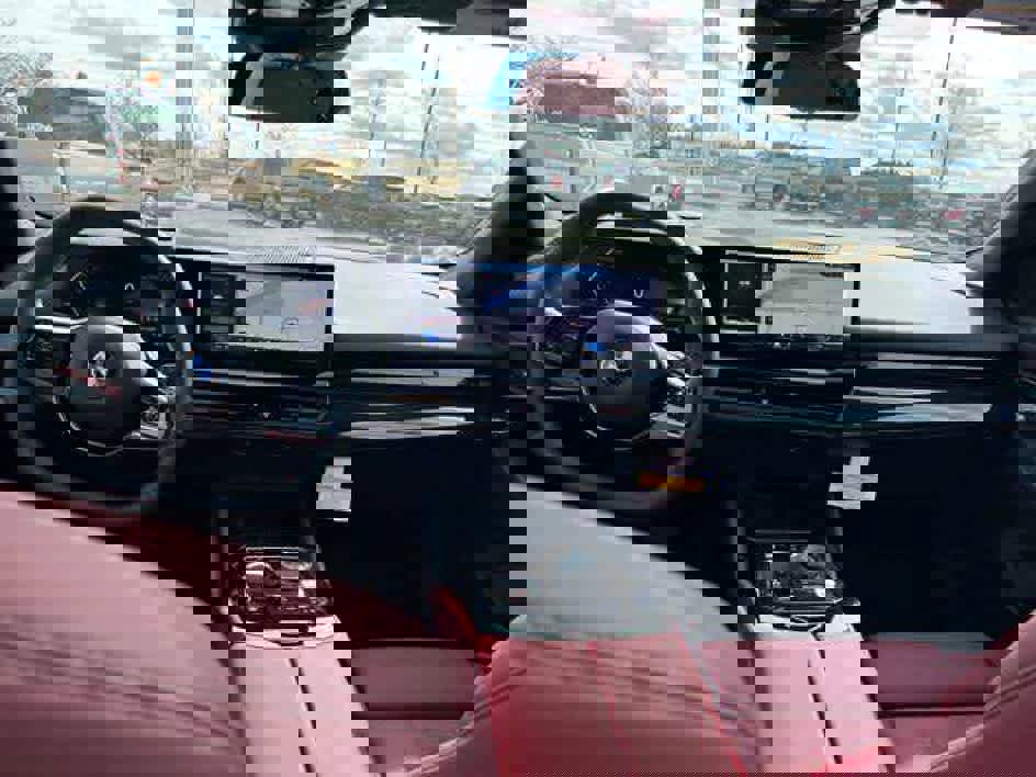 Certified 2024 BMW 530i xDrive w/ Premium Package image 15