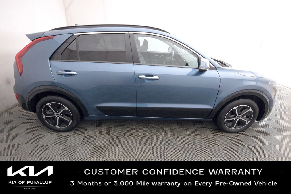 Certified 2024 Kia Niro SX image 4