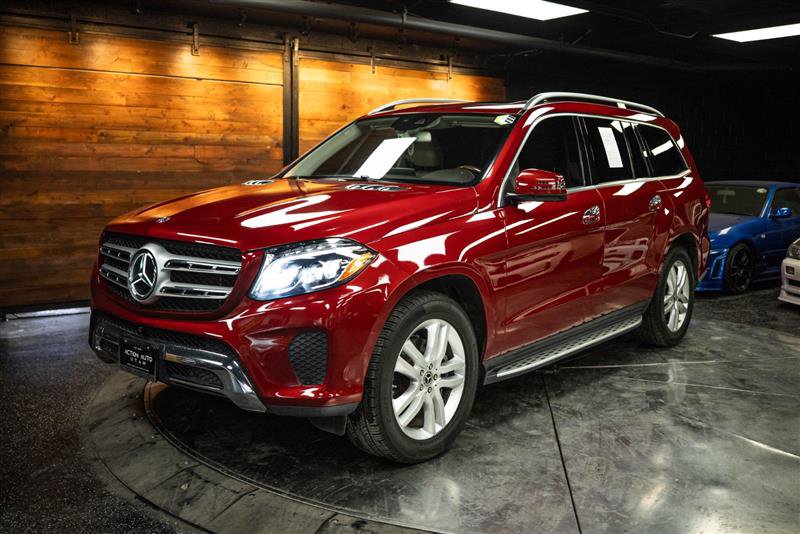 Used 2018 Mercedes-Benz GLS 450 4MATIC image 2