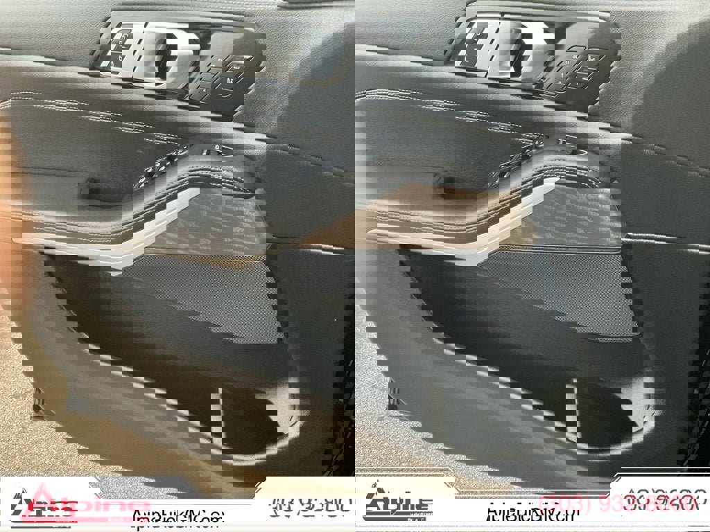 Used 2022 BMW X5 xDrive40i w/ Luxury Seating Package image 18