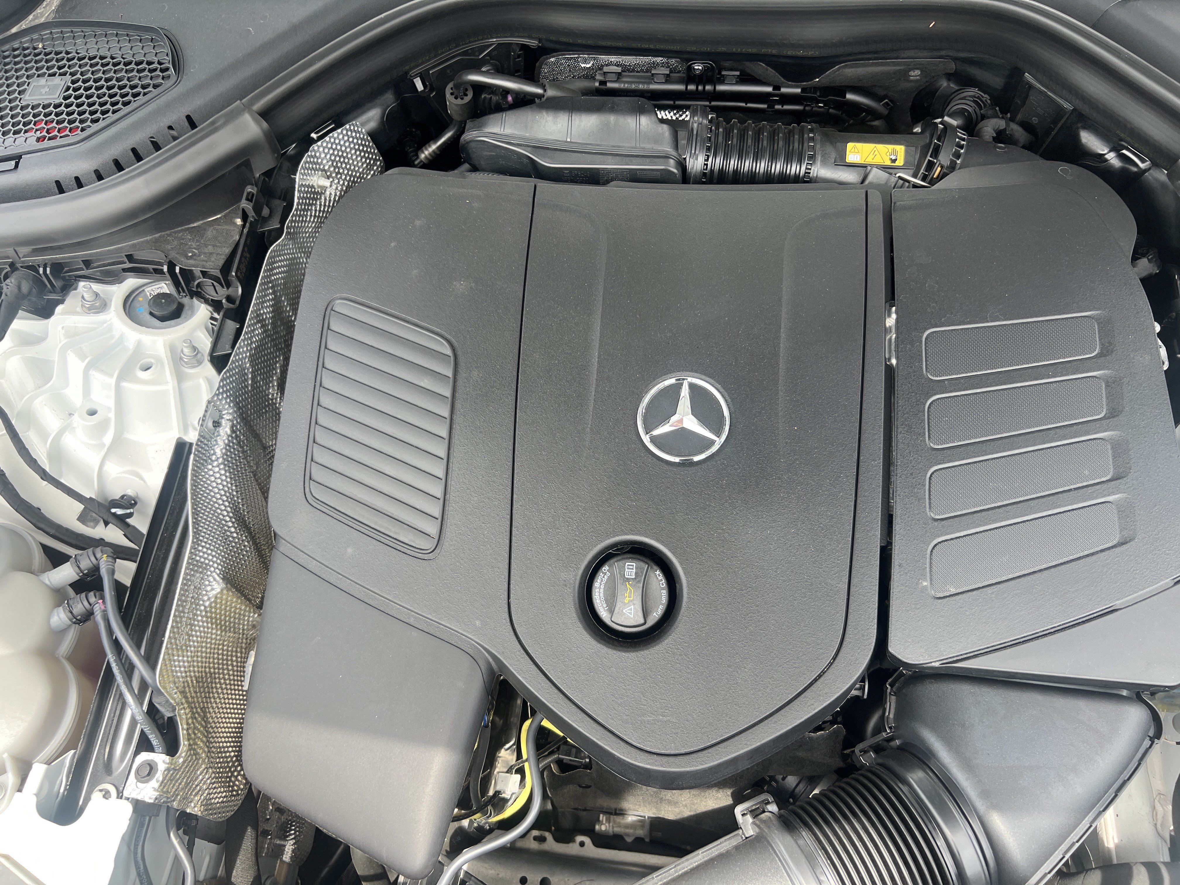 Certified 2025 Mercedes-Benz GLC 300 4MATIC image 36