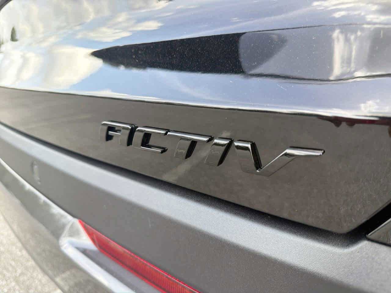 New 2026 Chevrolet Equinox ACTIV w/ Convenience Package III FWD image 9