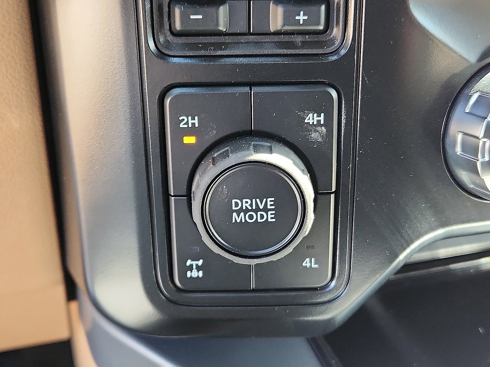 New 2026 Ford F350 Lariat image 16