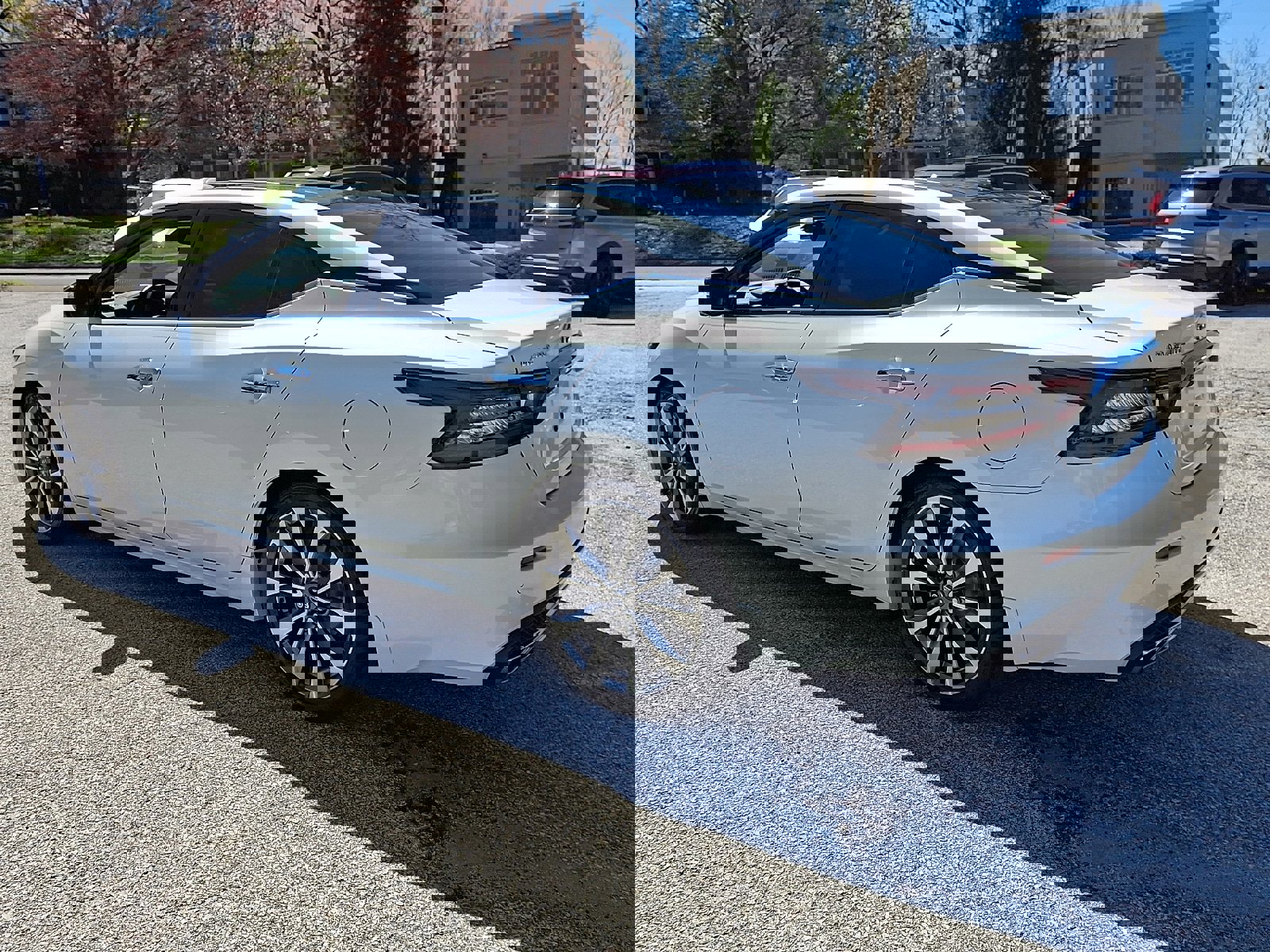 Used 2021 Nissan Maxima Platinum w/ Sport Mat Group image 4