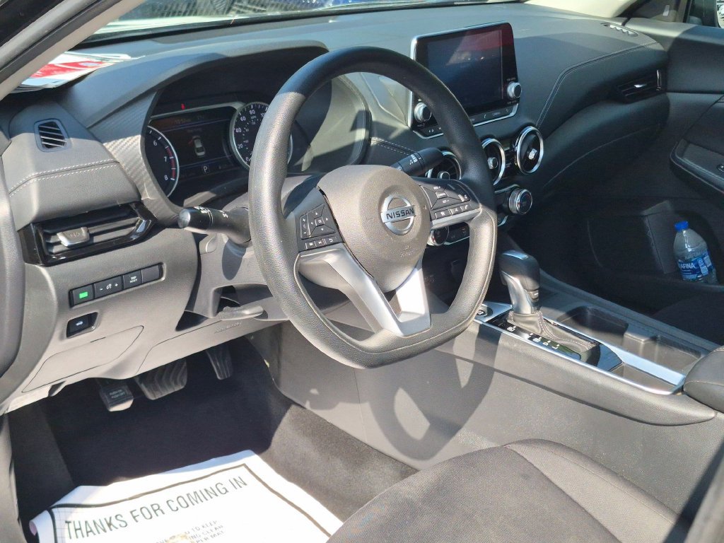 Certified 2023 Nissan Sentra SV FWD image 13