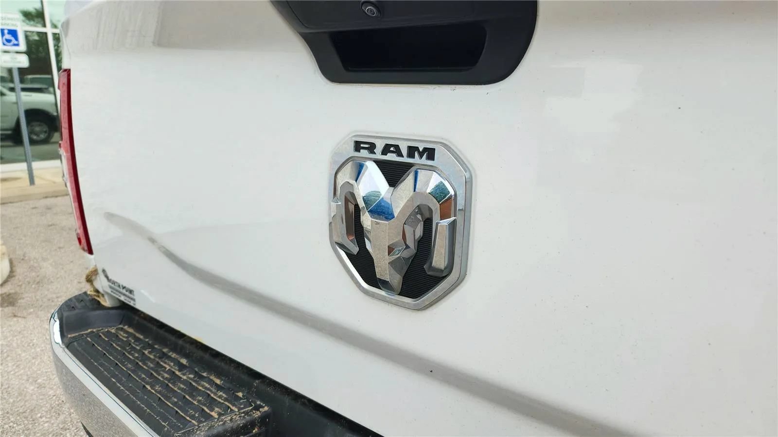Used 2021 RAM 3500 Tradesman w/ Chrome Appearance Group AWD/4WD image 12