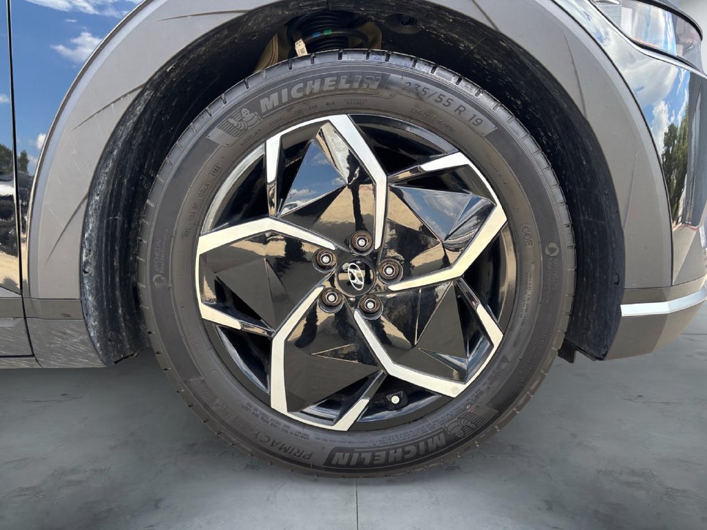 Used 2024 Hyundai Ioniq 5 SEL RWD image 15